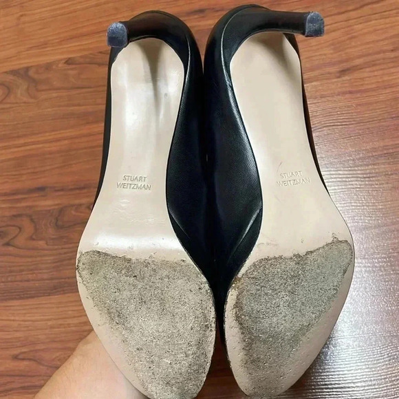 Stuart Weitzman Classic Round Toe Black Leather Pumps Size 6.5 3” Heels - Picture 4 of 7